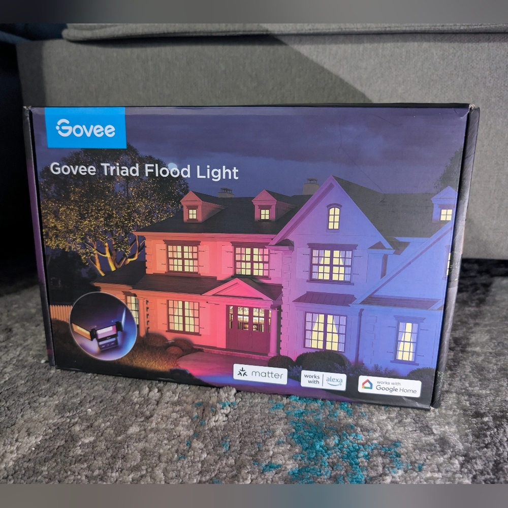 Govee Triad Flood Light - Multicolor